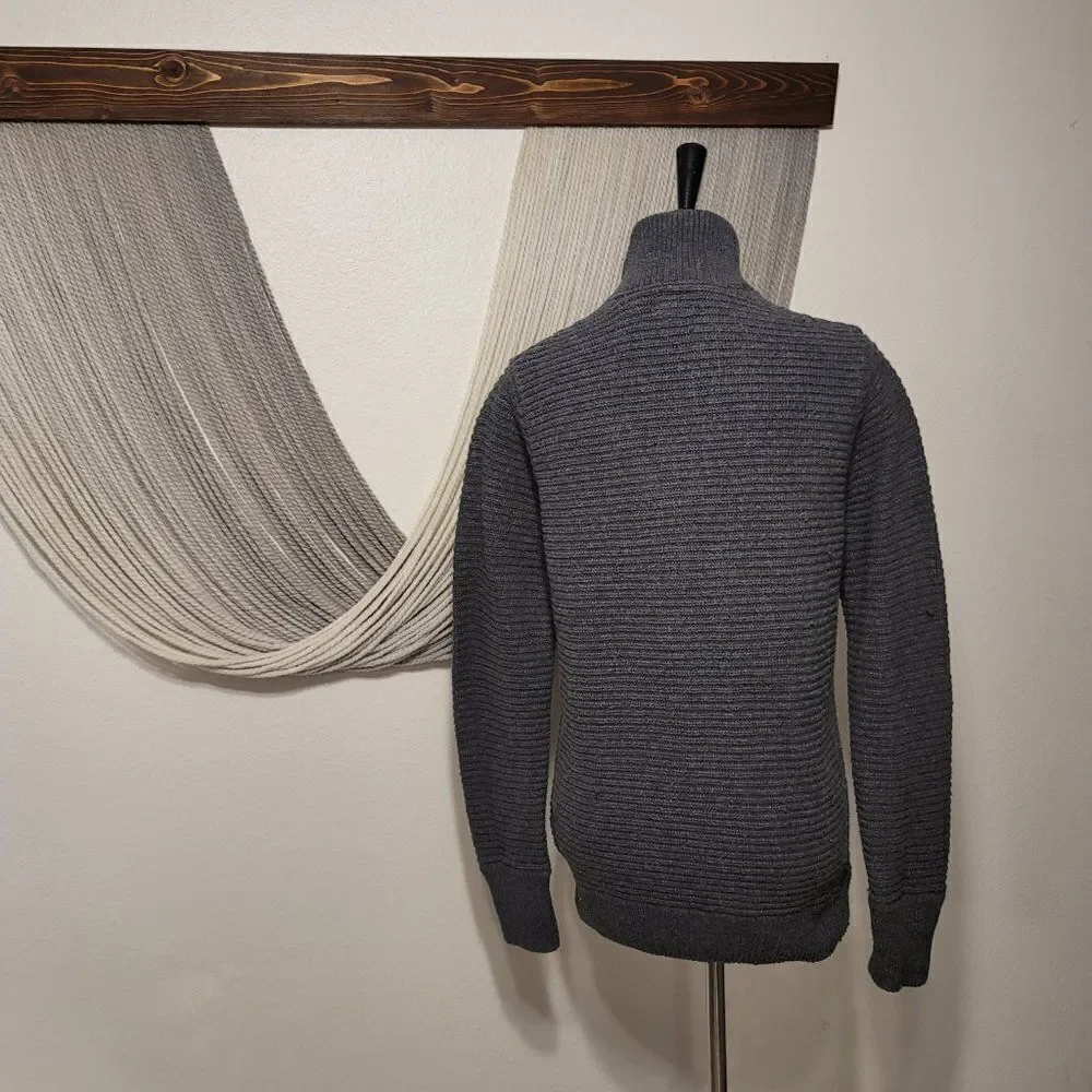 Levi's Ribbed Button Neck Sweater Sz M